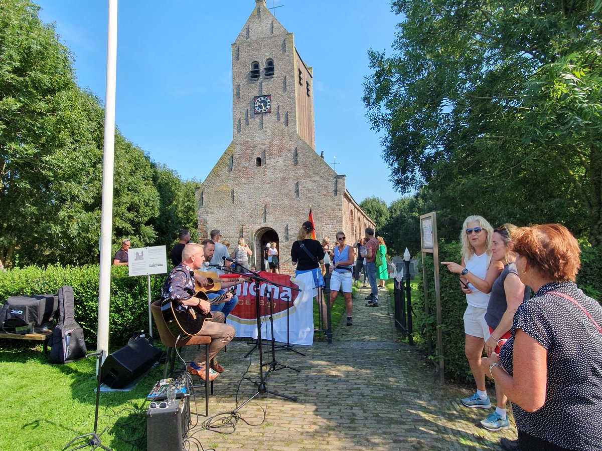 GSchoorstra's tweet photo. Prachtige wandeltocht Fan Terp nei Syl dwars door @Noardeast-Fryslân samen met fractiegenoten @cdanoardeast. Groot compliment voor de organisatie! https://t.co/o1HB3GOy7O