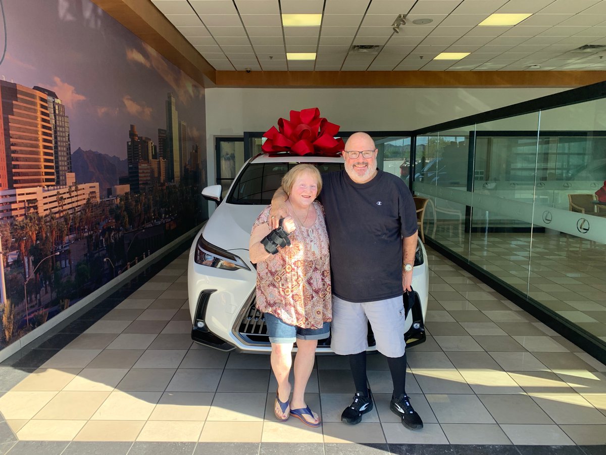 Congratulations, Howard and Susan! Enjoy your new Lexus NX 350 Premium! Thank you for choosing Lexus of Chandler. #LexusOfChandler #LexusNX350Premium