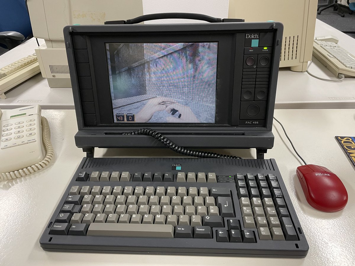 8BitBas's tweet image. More #oldcomputers