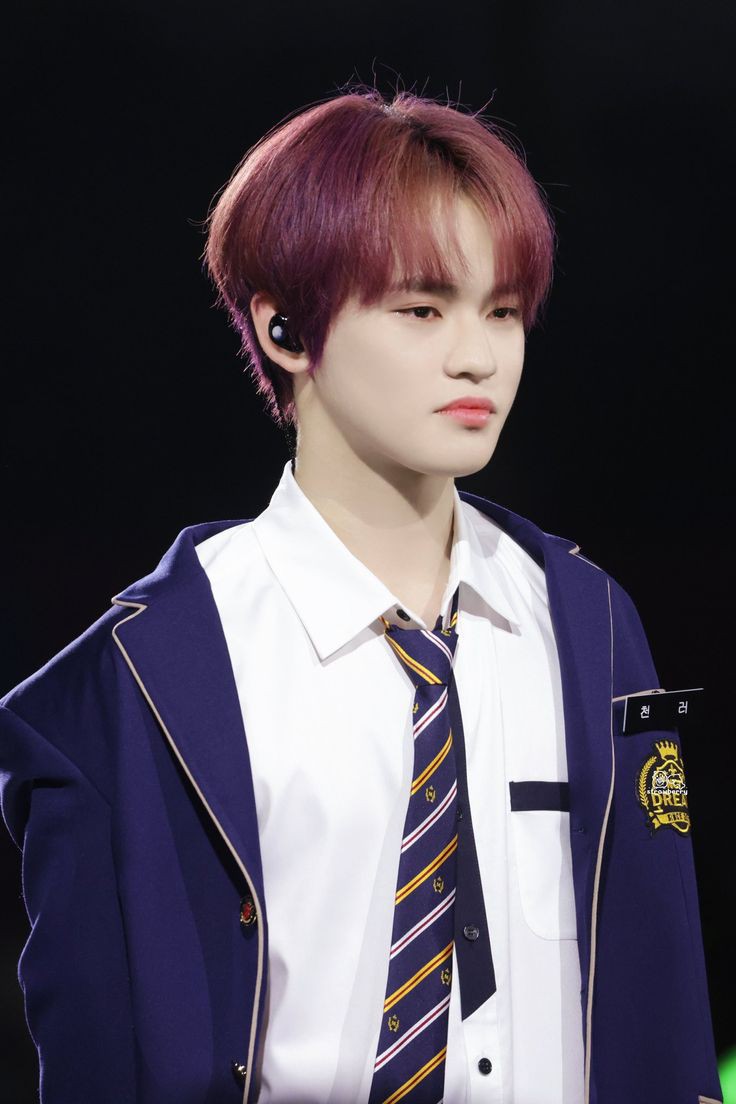 dodongchanie's tweet photo. ; panggilan orang tua 

Markhyuck ft. CL few tweet au https://t.co/OsmomOlVz9