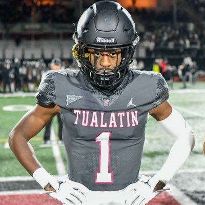 Jordan Johnson (@jordanj_) on Twitter photo Portland St commit <a href="/kenenelder_/">Kenen Elder</a> with 2 clutch INTs vs Wilsonville & the "do it all kid" Arizona St commit <a href="/JaydenFortier/">jayden fortier</a> with 2 rushing TDs + 1 INT this week, in the 22-13 win. Portland St commit <a href="/kenenelder_/">Kenen Elder</a> with 2 clutch INTs vs Wilsonville & the "do it all kid" Arizona St commit <a href="/JaydenFortier/">jayden fortier</a> with 2 rushing TDs + 1 INT this week, in the 22-13 win.