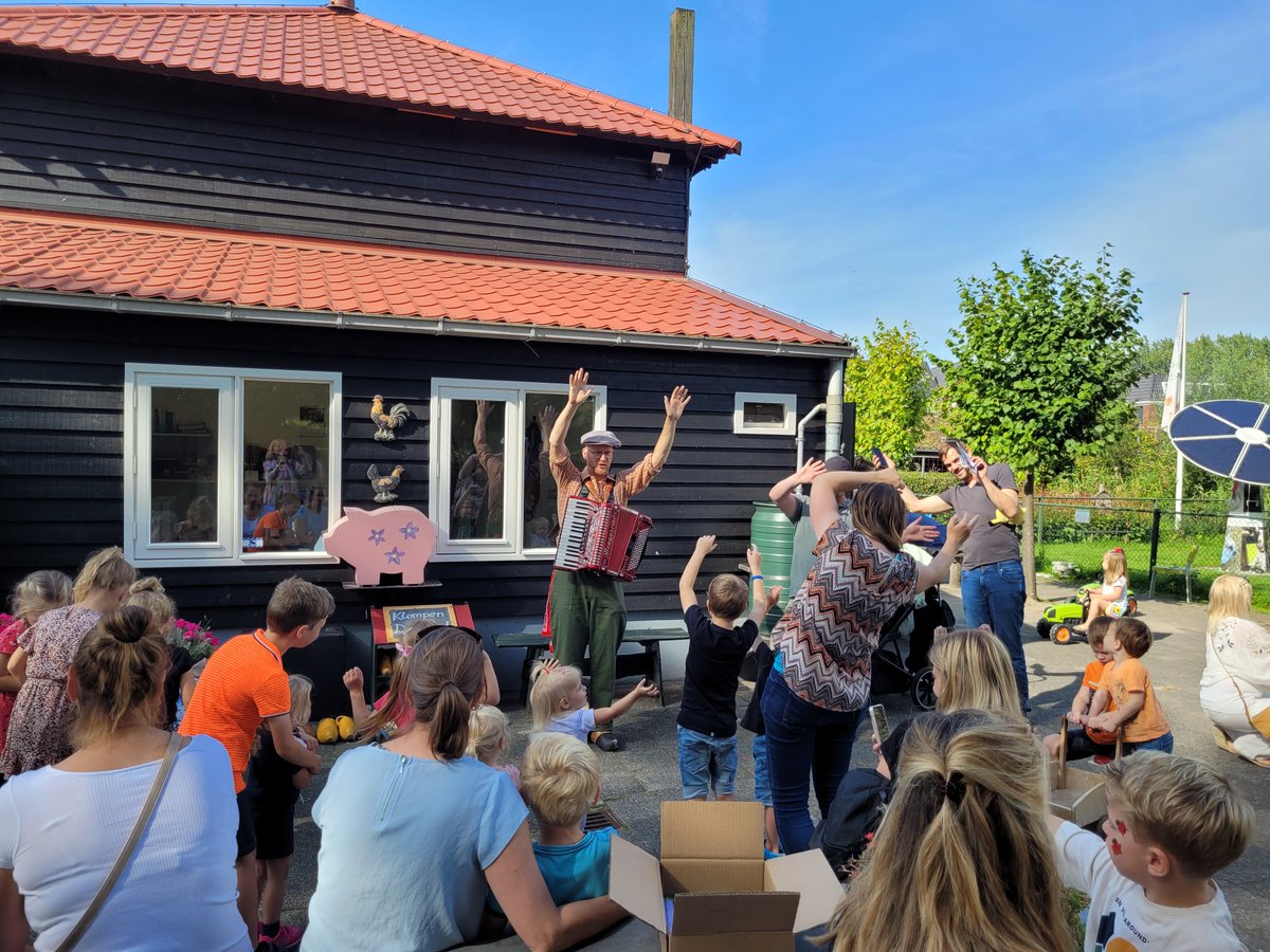 Dierendal's tweet image. De speurtocht ism #Proef!2023 en boer Oscar; het was weer een heerlijk drukke en gezellige dag @Dierendal !