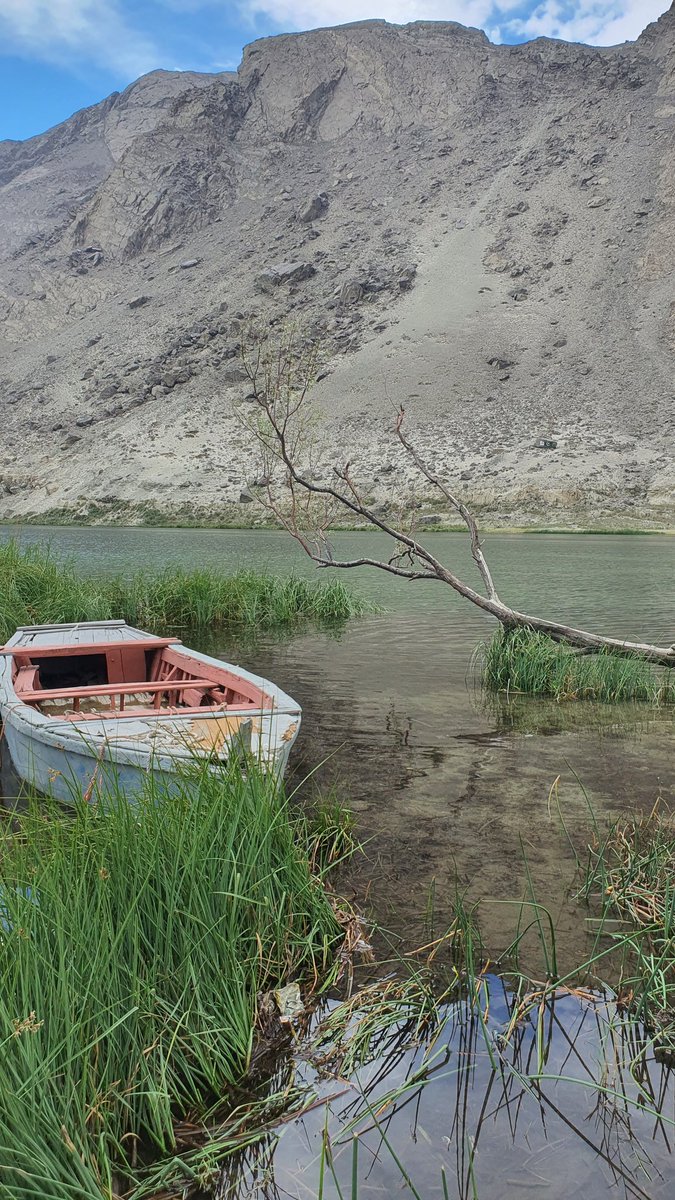 ..... Can anyone guess the lake? Pakistan 🇵🇰 #pakistan #nature #travel #lake #wildlife #vacation