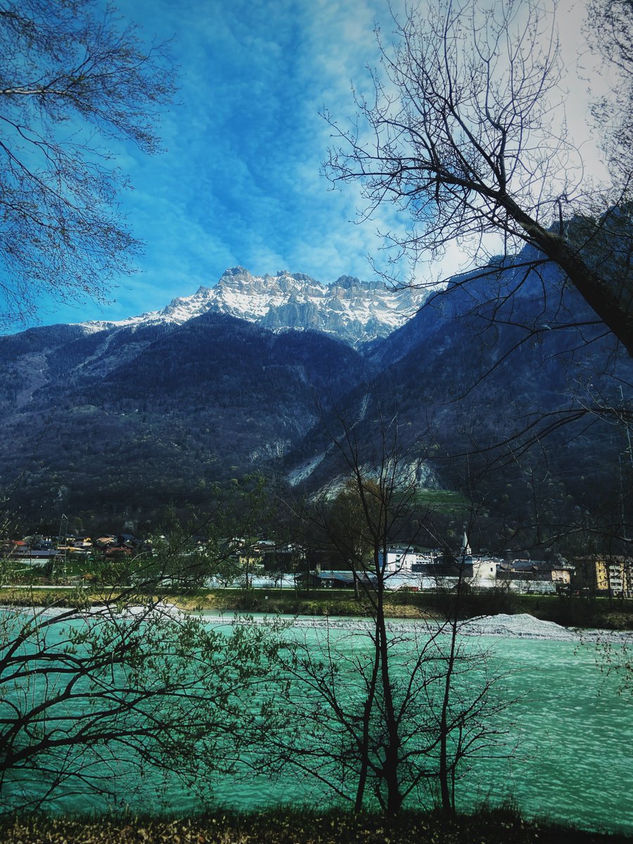 tvax_x's tweet photo. 🇨🇭 Switzerland https://t.co/gfFu4F8oLz