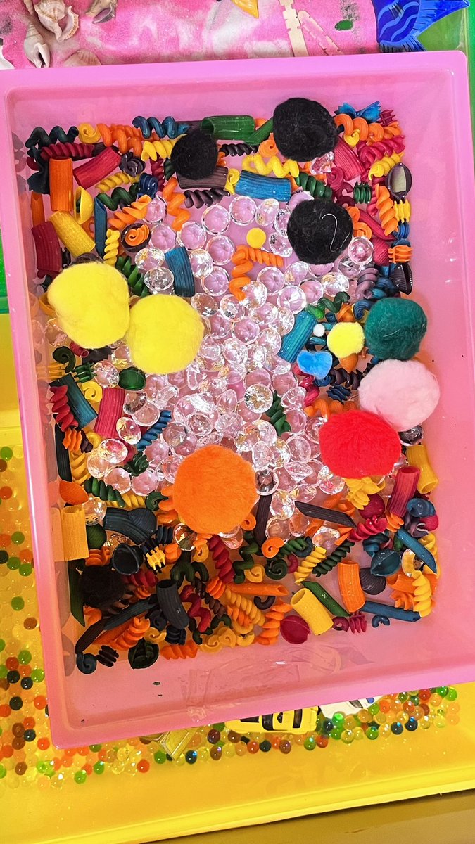 studioadaptive's tweet image. Sensory Bins! It can be anything! Create variety of textures. Wet/soft/sandy. 
🐚Bin #1: sand, popsicle sticks, shells and wooden fish from a broken mobile. 
🚙Bin #2: Water beads and cars. 
💎Bin #3: Pasta, Pom Poms and plastic gems. @APSArts @APS_Shriver #arted  #artteacher