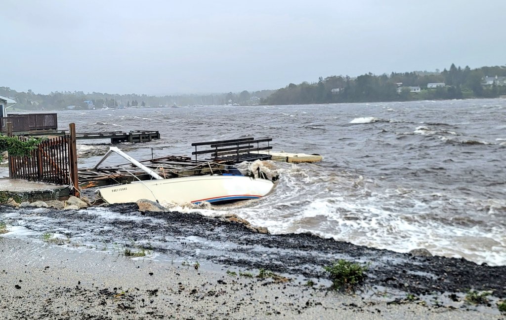 jawmedic's tweet image. Oh snap, this is harsh.  #novascotia #hurricanelee #hubbards