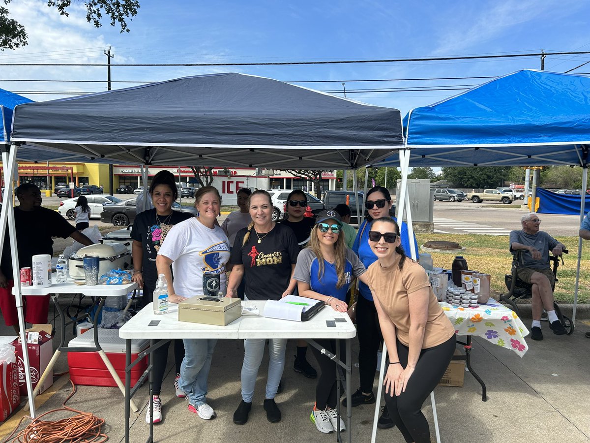 Getting our BBQ from the <a href="/cvchannelettes/">Channelview Channelettes</a> this morning! I’m so proud that my sisters followed in my footsteps and joined CETTES! #OnceAChannelette #AlwaysAChannelette #WeAreChannelview
