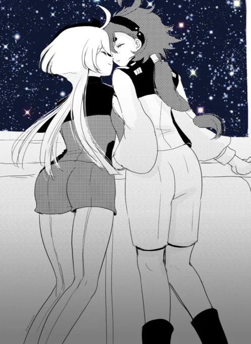 スレミオらくがき〜
漫画の方制服じゃないのが多かったから最近制服スレミオ描くのが楽しくて仕方ない! 
