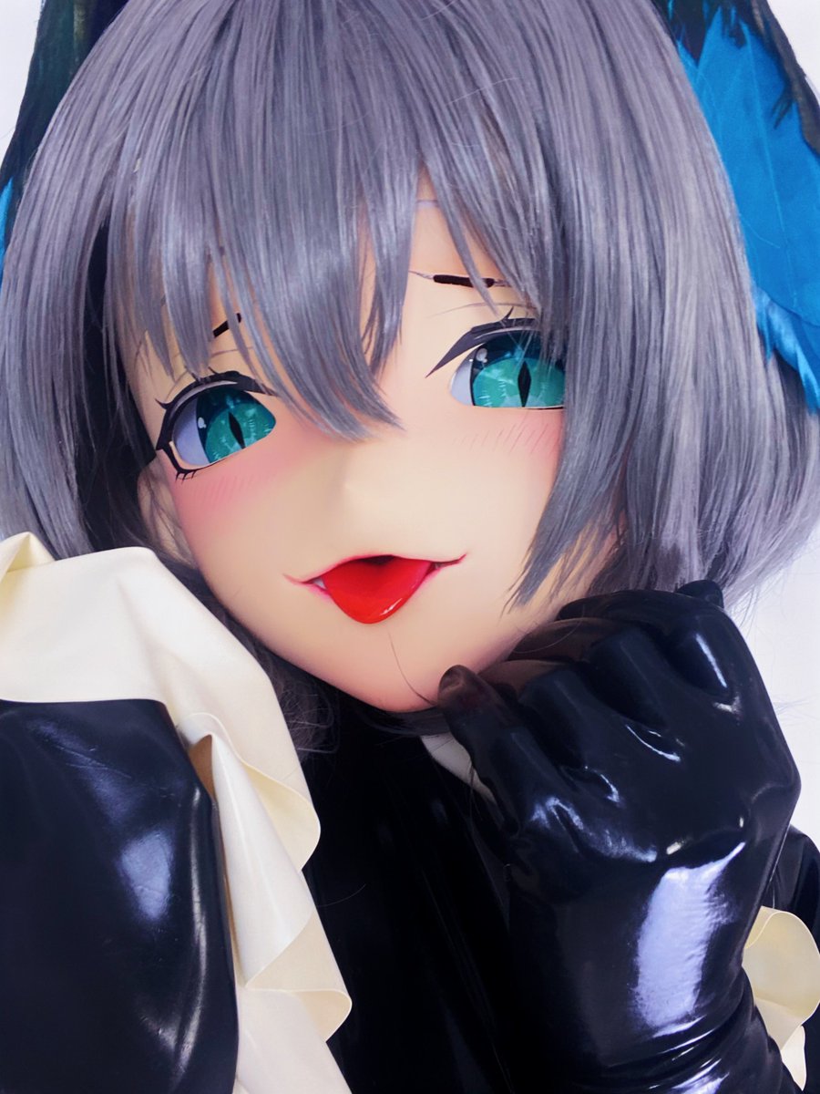 DearcheClaudia's tweet photo. 你……
就那么想被我的尾巴卷起���嘛？

#霍尔海雅 
#HOOLHEYAK 
#kigurumi 
#kig 
#明日方舟
#latex https://t.co/nxBliOoxNC
