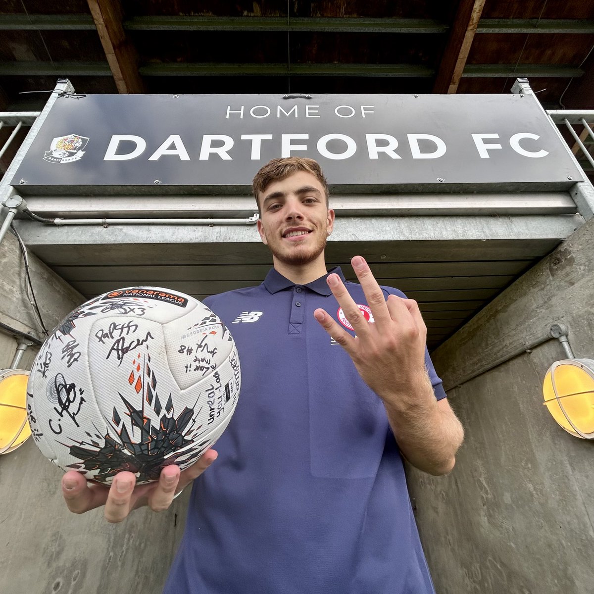 wellingunited's tweet image. 👑 Papadopoulos: The Prince of Princes Park 

@antonypaps_ 

#WeAreWings🪽