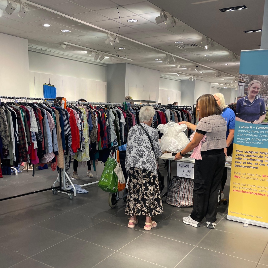 Thank you to everyone who came along and supported our first Kilo Sale today! It was a huge success, and we would not have achieved it without our amazing volunteers, the generosity of <a href="/FestivalPlace/">Festival Place</a> and all the help from <a href="/PEACSolutions/">PEAC Solutions</a>. Thank you!
#kilosale #charity #basingstoke