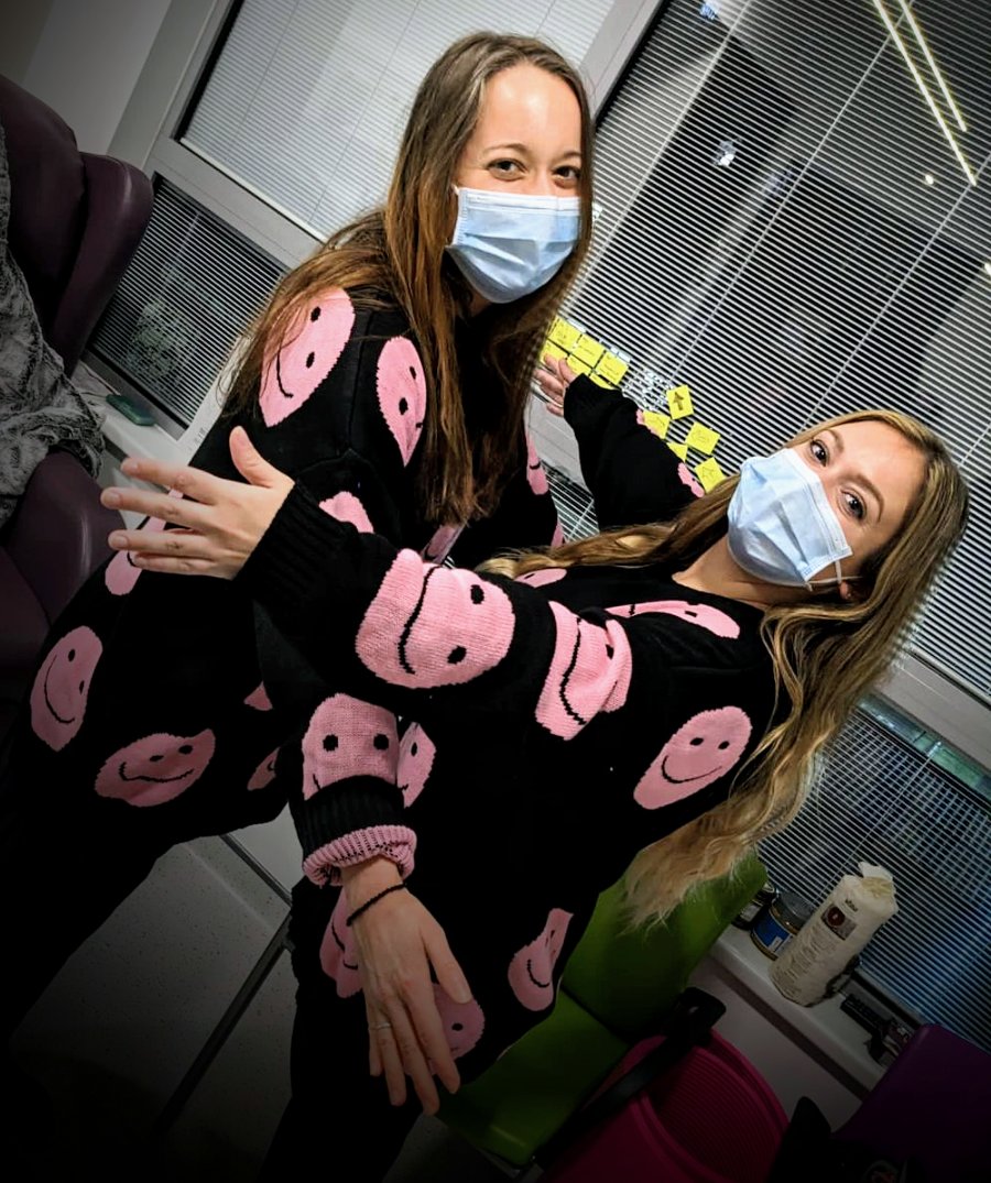 On #WorldMarrowDonorDay, thank you to my only sister, @reneedelc, for donating, a generous act of love 🩷 Thank you to the #haem team @TheChristieNHS for making it all possible 🤩

@noelfielding11 beware, the #StemSisters!

#WMDD23 #thankyoudonor #globaldonordrive