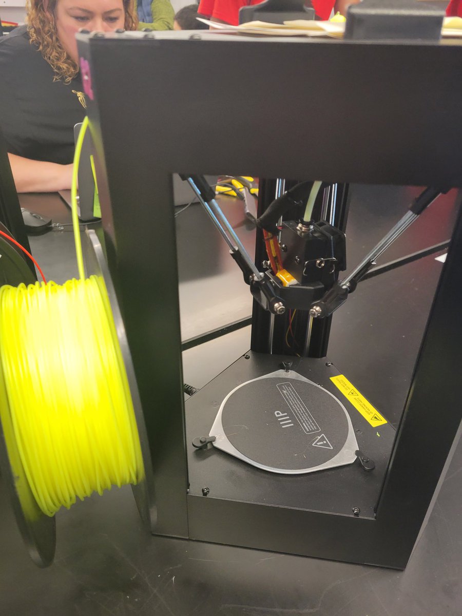 Ms.UvaRox tweet media