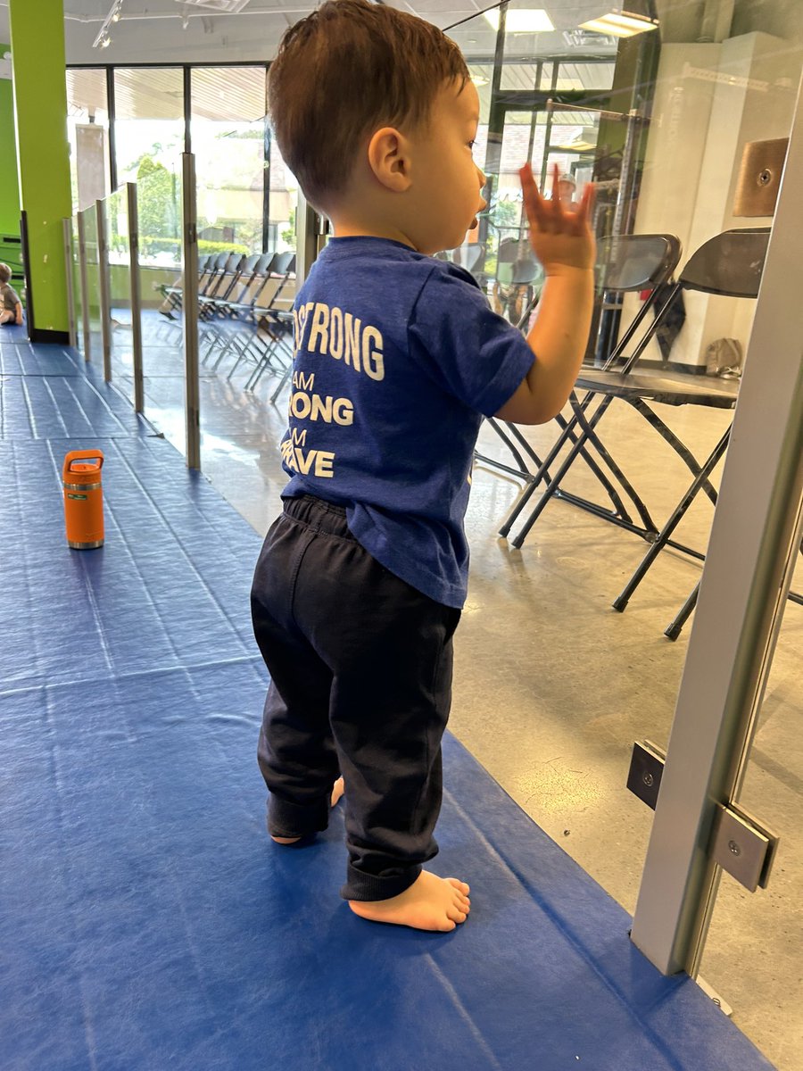Norix_C's tweet photo. Gym day for 17mo Franklin at @kidstrong_ 🩵
#KidStrong
#ImStrong💪🏻
#ImBrave💪🏻
#ICanDoThis👍🏻 https://t.co/IsmRP8UIZ9