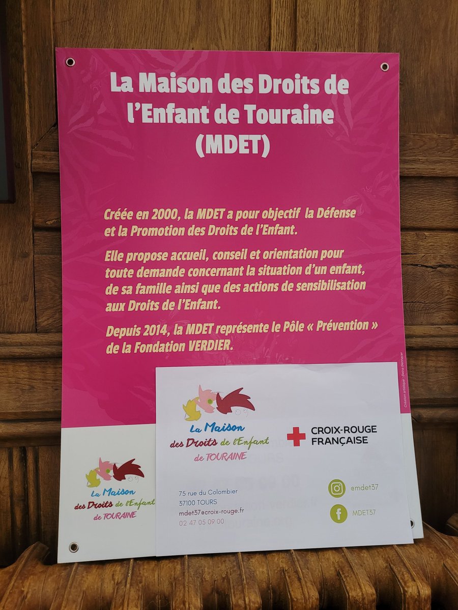⚖️ 1/2 Journées Européennes du Patrimoine.  Mise à l'honneur de l'Association MDTE Droits de l'enfant, des avocats du Barreau de Tours spécialisés en droit de l'enfant, et de notre chargée de communication Peggui Leroy,  pour une journée réussie !