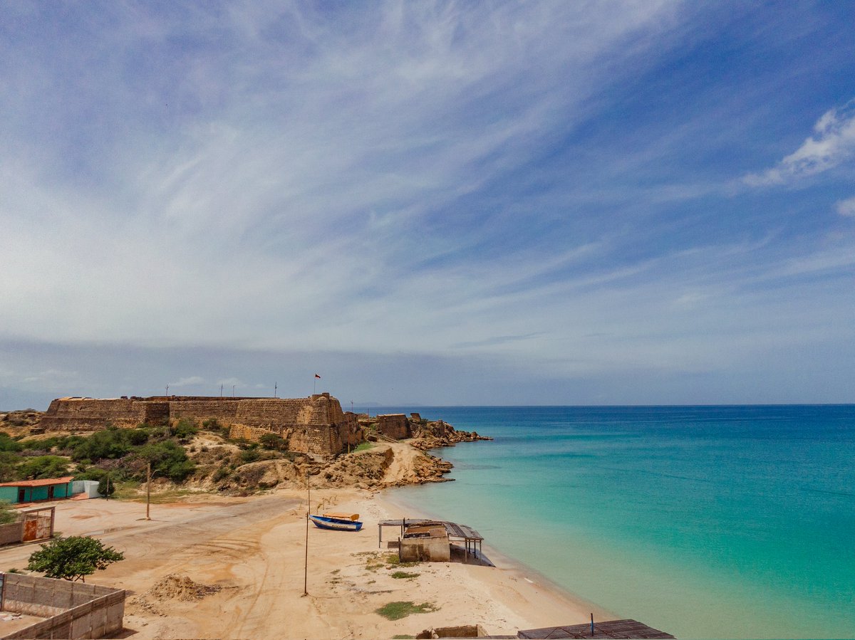 tineophoto's tweet photo. Ahora con Drone

Día internacional de las playas 🌊🌴🏖️

Foto 1 - Playa Medina, Paria
Foto 2 - Playa Blanca, Mochima
Foto 3 - Playa El Castillo, Araya
Foto 4 - Los Roques

@tineophoto https://t.co/PVlfzlhdkK