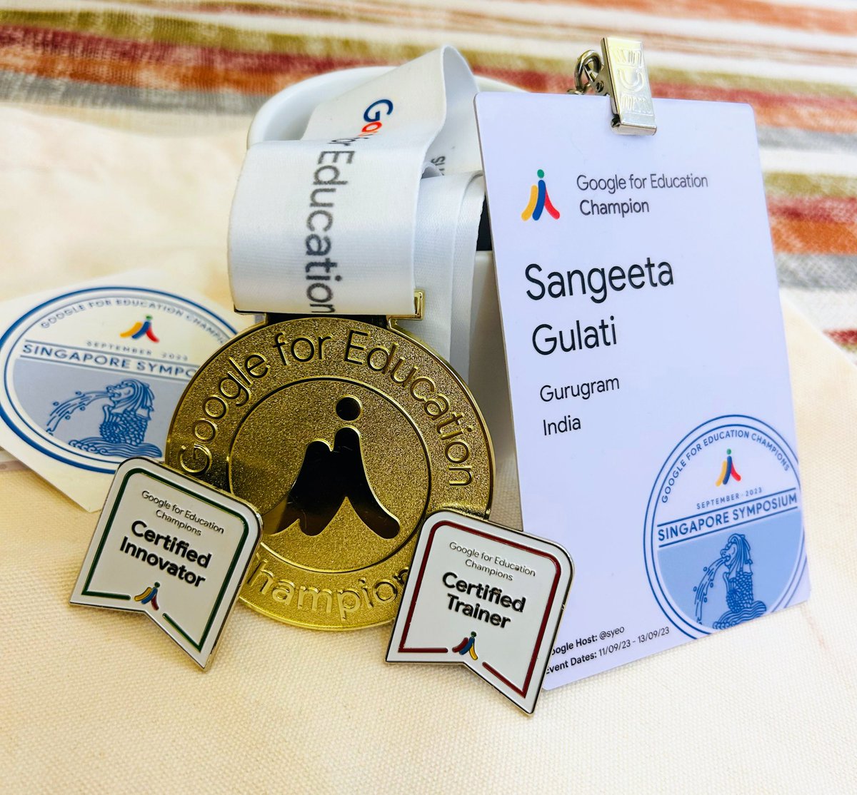 sangeetagulati9's tweet photo. 97 Champions 
26 Googlers 
18 Countries (Asia Pacific + Australia, UAE, Libya and USA)
3 Days
#GoogleChampions connected to #share #inspire #collaborate #empower each other with their amazing work
#GrowWithGoogle 
#GoogleForEducation #GEGAPAC #GoogleCT #googlechampions https://t.co/Bj779EQD5s