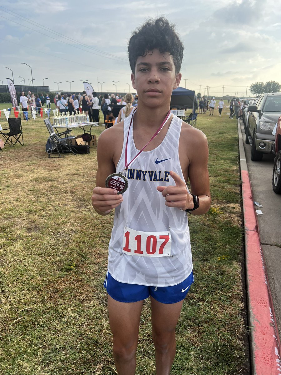 Sunnyvale Boys XC tweet media