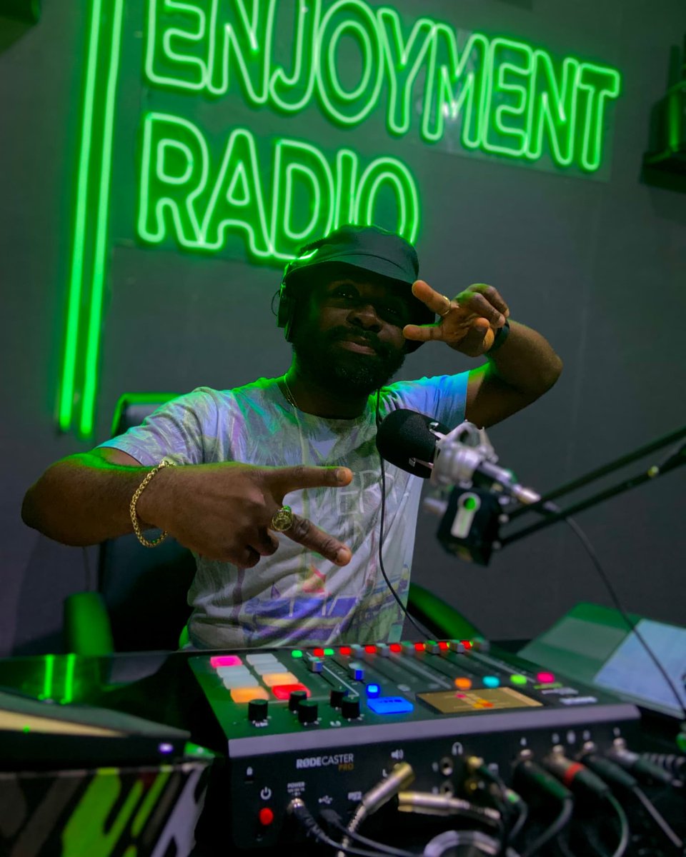 Live and active on the ExtraXtra Show till 7pm! Tune in here ~> enjoymentradio.live 

 ⏯️ NP @Amerado_Burner - Kweku Ananse💚

#ExtraXtraShow #EnjoymentRadio