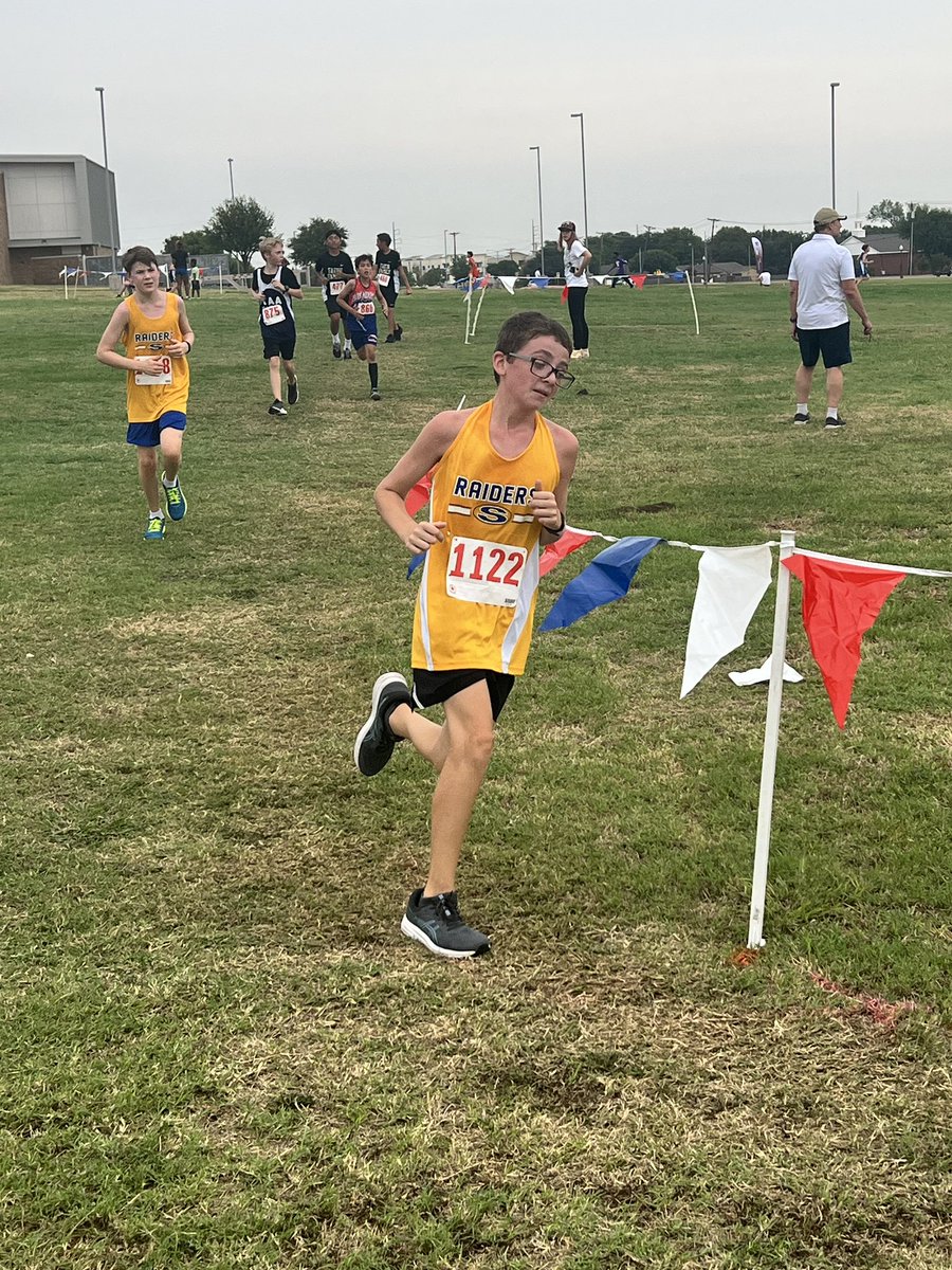Ennis Lions Den JRH Invitational Champions 🏆🥇‼️ SMS boys showed out today with great times. 3x Peat! 
🏅 2nd- Eli H. 
🏅 3rd- Sam B.
🏅 9th- Will R. 
🏅 10th- Payton J. 
12th- Noah B. 
Great effort by all our runners today! #RaidersRise
<a href="/SunnyvaleISD/">Sunnyvale ISD</a> <a href="/smslearns/">smslearns</a> <a href="/SVRaiderBooster/">SHS Raider Booster</a>