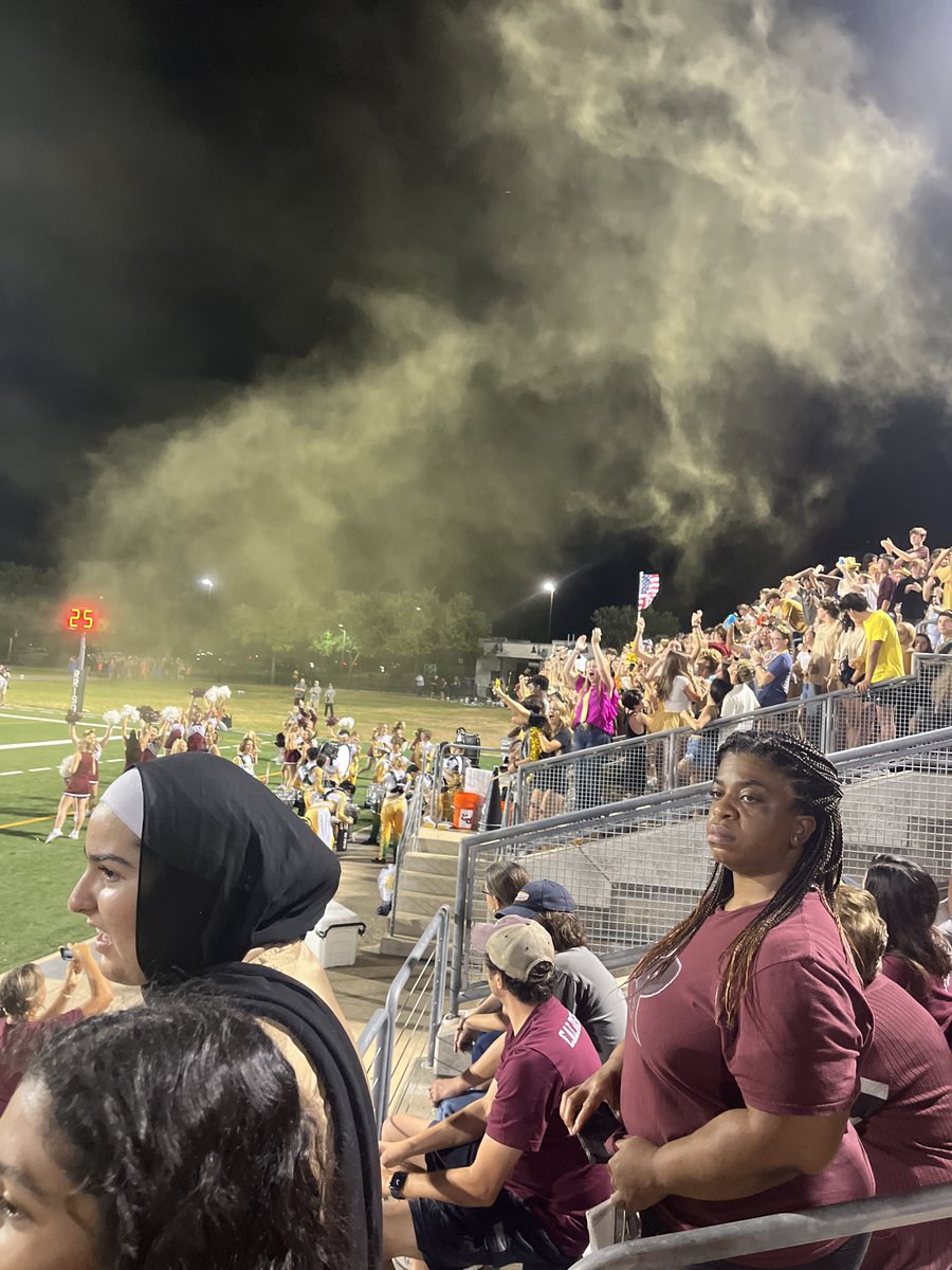 rr_stuco's tweet photo. Our StuCo leaders had the privilege of taking the bell to the big game for the Battle of the Bell! OUR BOYS REIGN SUPREME! THE BELL REMAINS OURS!!! Iโm proud of my girls for transporting and protecting the bell!!! Congratulations on the win @RoundRockFB #StuCorocks #gorock โค๏ธ๐๐ค https://t.co/D6SvBoq2go