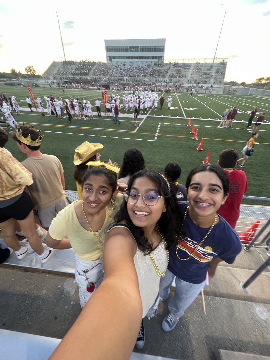 rr_stuco's tweet photo. Our StuCo leaders had the privilege of taking the bell to the big game for the Battle of the Bell! OUR BOYS REIGN SUPREME! THE BELL REMAINS OURS!!! Iโm proud of my girls for transporting and protecting the bell!!! Congratulations on the win @RoundRockFB #StuCorocks #gorock โค๏ธ๐๐ค https://t.co/D6SvBoq2go
