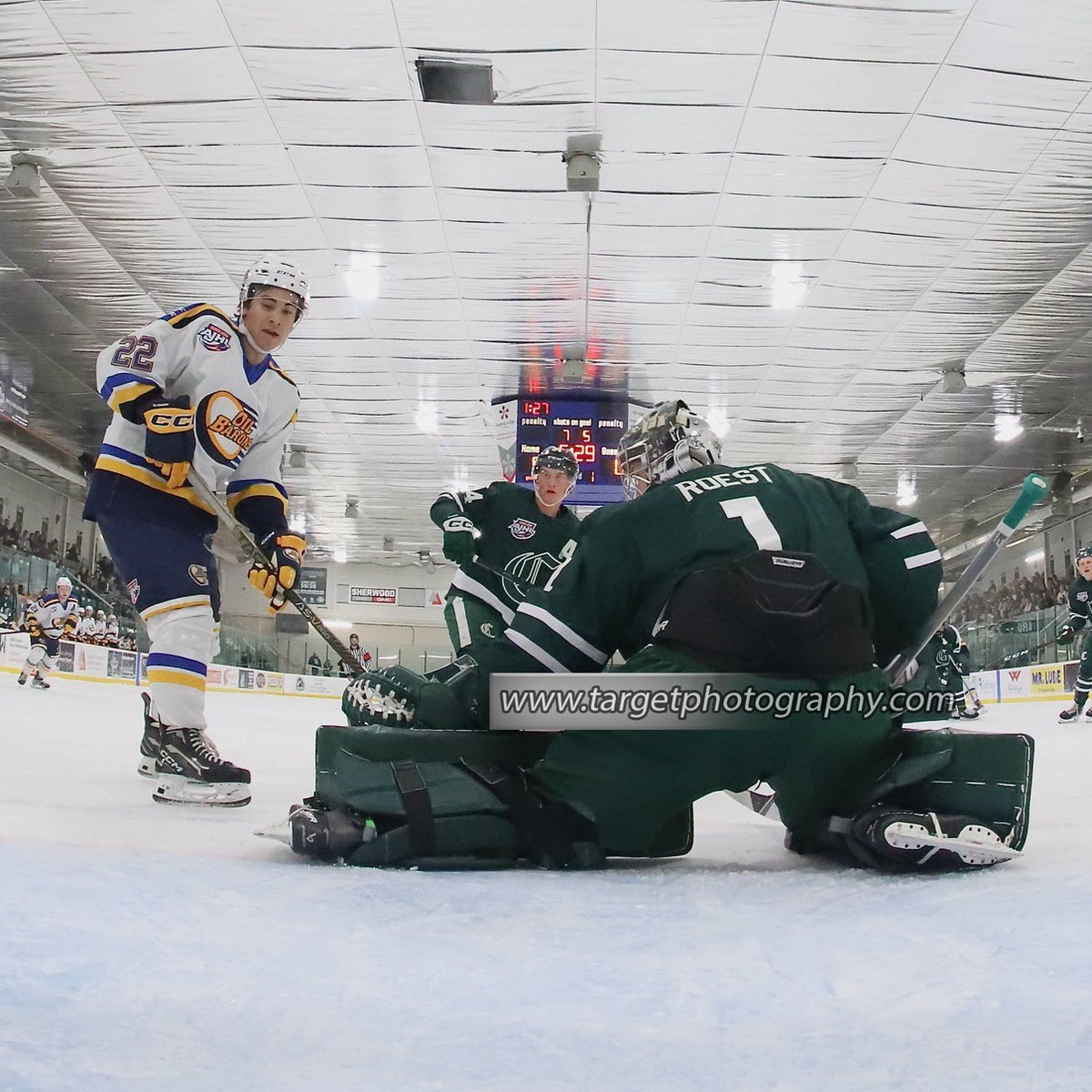 TargetPhoto's tweet image. Some net cam pics from last nights @TheAJHL game between @spcrusaders and @MOBHockey at Randy Rosen Rink

#onecru #AJHLhockey #AJHL #juniorA #JrA #TargetPhotography #Canon #hockey #hockeyhotshots #rrstrong #photo #photography #sportsphotos #Alberta #CJHL #CanadasGame #Canadian