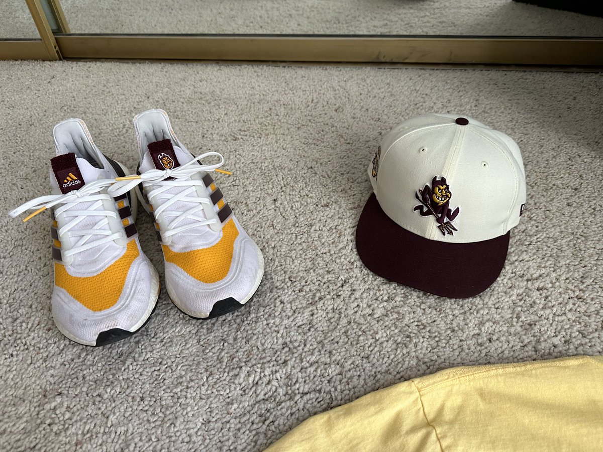 lilbobby28's tweet photo. Fresno is not a state 🤧🤧🤧

#Faniform Part III ft a whole lotta @SparkySunDevil 😈😈😈 https://t.co/nzC2ZinqAR