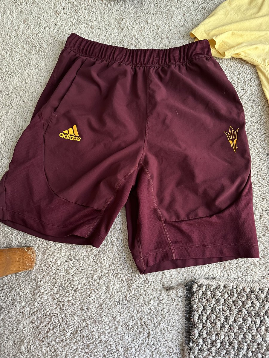 lilbobby28's tweet photo. Fresno is not a state 🤧🤧🤧

#Faniform Part III ft a whole lotta @SparkySunDevil 😈😈😈 https://t.co/nzC2ZinqAR