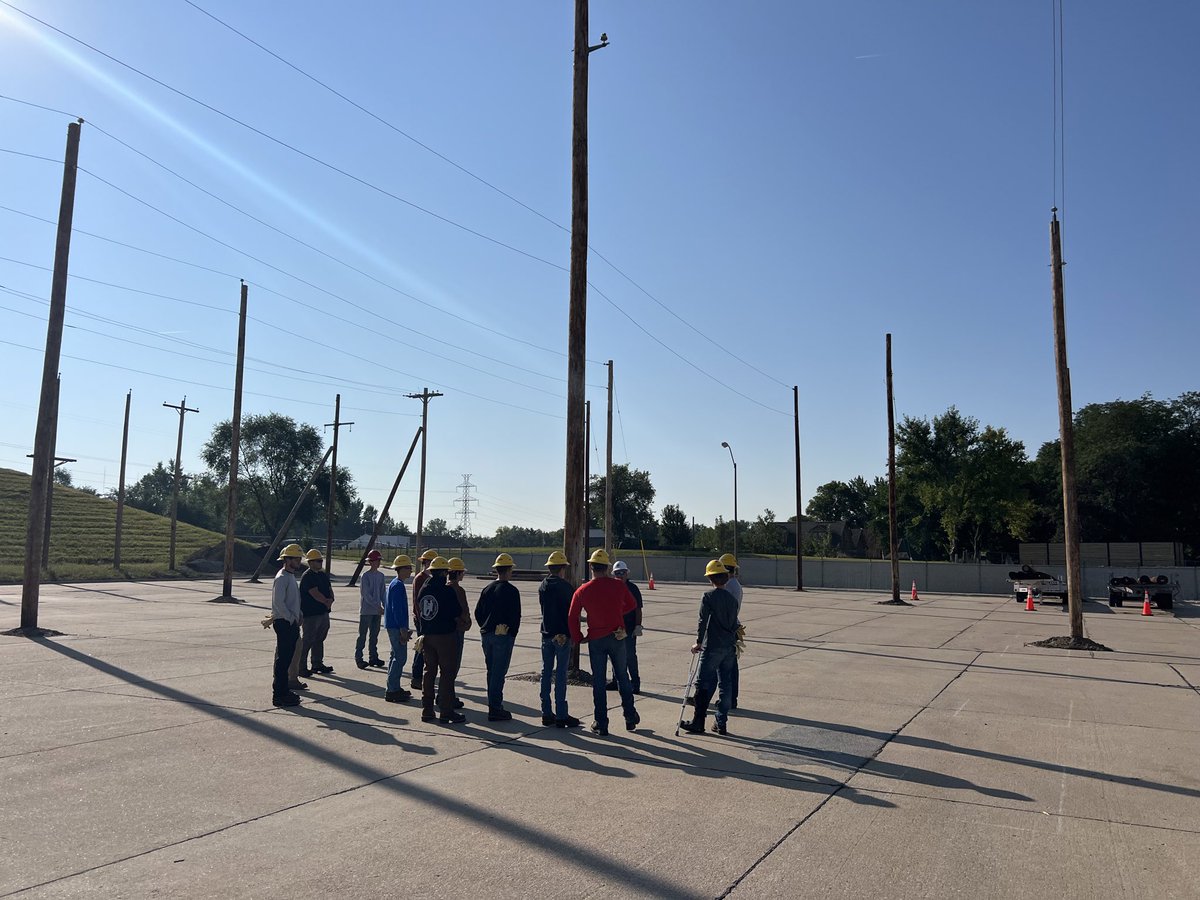 ToddHano48's tweet photo. Lots of kinesthetic learning at MCC’s Applied Technology Center in CDL, Fire Science, Diesel Technology, and Utility Line. https://t.co/EKtlXsVblg