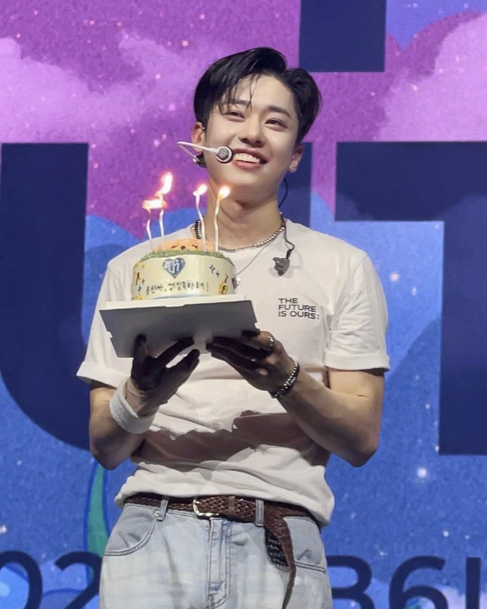 DONGHYUN THAILAND tweet media