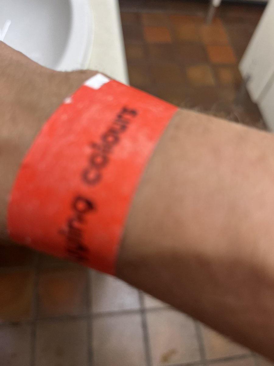 RoseyHaze tweet media