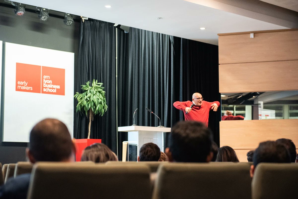 🔙 #Throwback to when I had the honor of hosting the esteemed Khaled Soufani from #Cambridge at our conference! We delved deep into the intricacies of #Brexit. Grateful for such enlightening perspectives and enriching discussions. 🎙️🌍 #TBT #ThoughtLeadership <a href="/EMLYON/">emlyon business school</a>