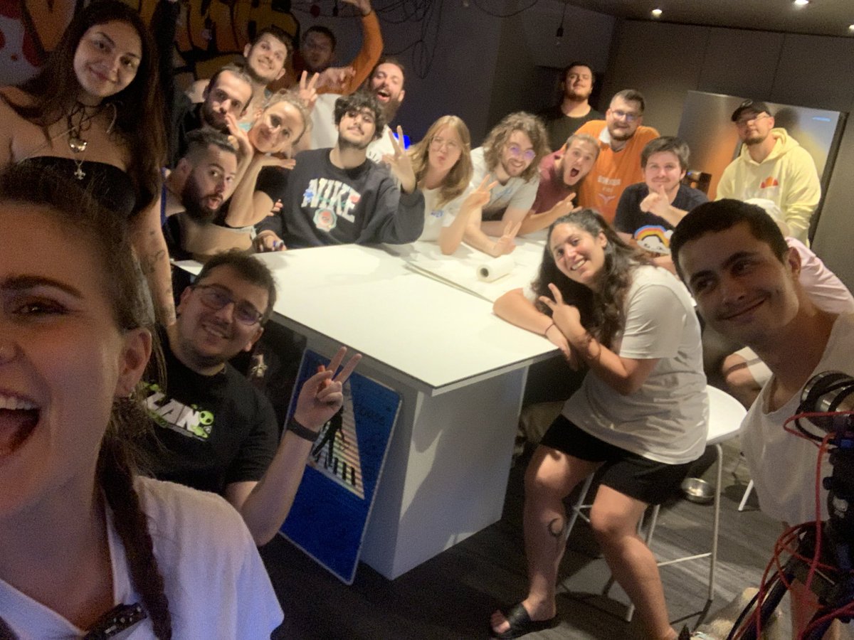 Prêt pour la chasse au trésors? #TCH23 on est dix mille mdr

👉 twitch.tv/tsunadida