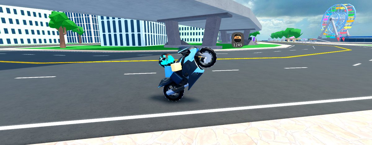 UrielShaul1's tweet photo. this new ugc helmet and motorcycle is 🔥 https://t.co/YlnHFzXuYs
