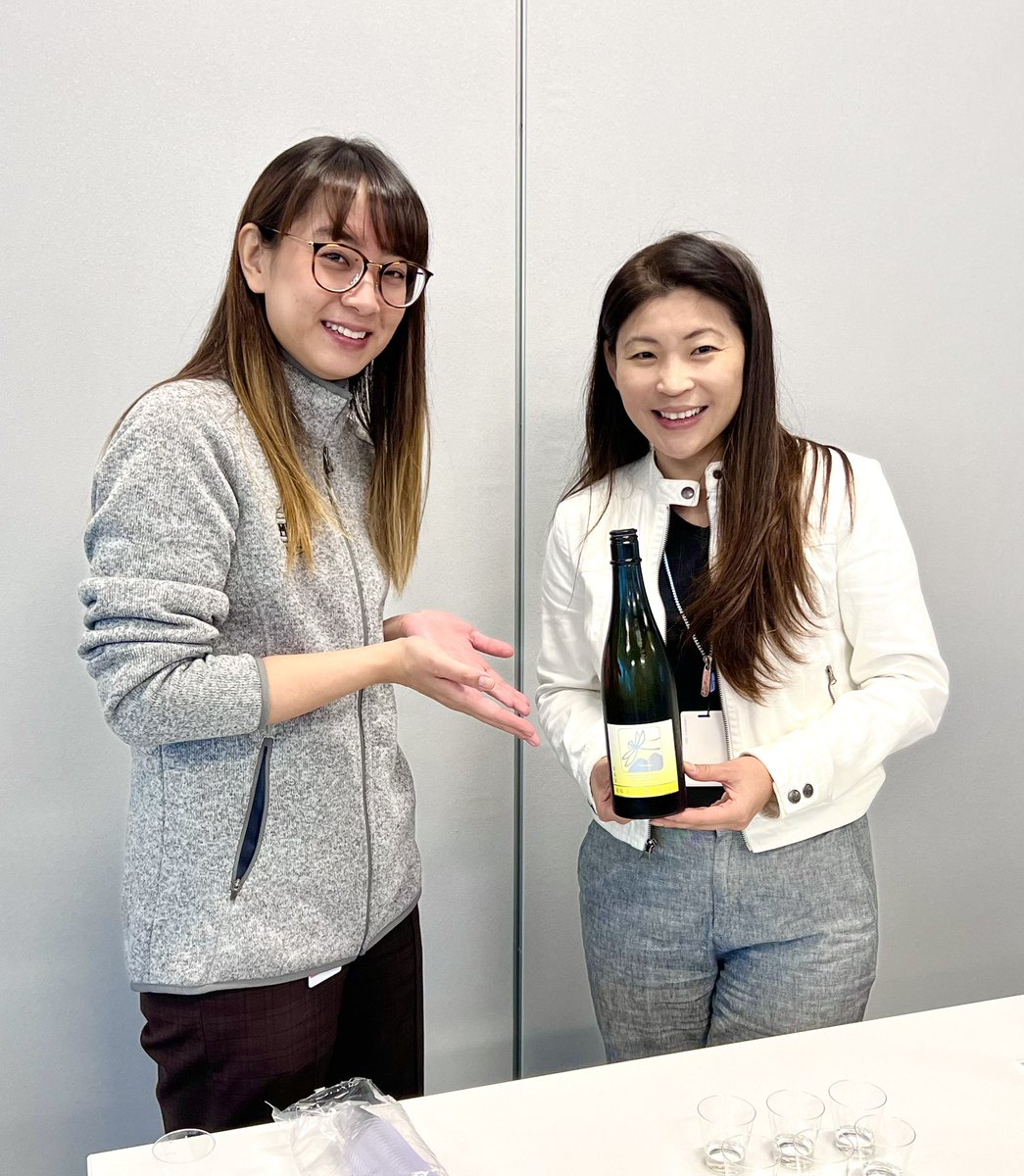 ToshioUeno's tweet photo. Friday General Meeting - Yonezawa Wagyu from (Yamagata) introduction paired with @izumibashi_official Shiro-Koji (white koji) sake!!!
Shabu-Shabu, steak, sushi and more to enjoy🤩🌸😇
#yamagatabeef #yonezawabeef #yonezawawagyu #yonezawawagyubeef #izumibashi #mtcsake #mutualtrading #japanesecuisinegoodwillambassador #sakesommelier #sakeeducation #sakeeducator #sakestagram #wagyu #beef #whitekojisake #sushi #shabushabu #wagyubeefsteak #tasteofjapan #sakesamurai