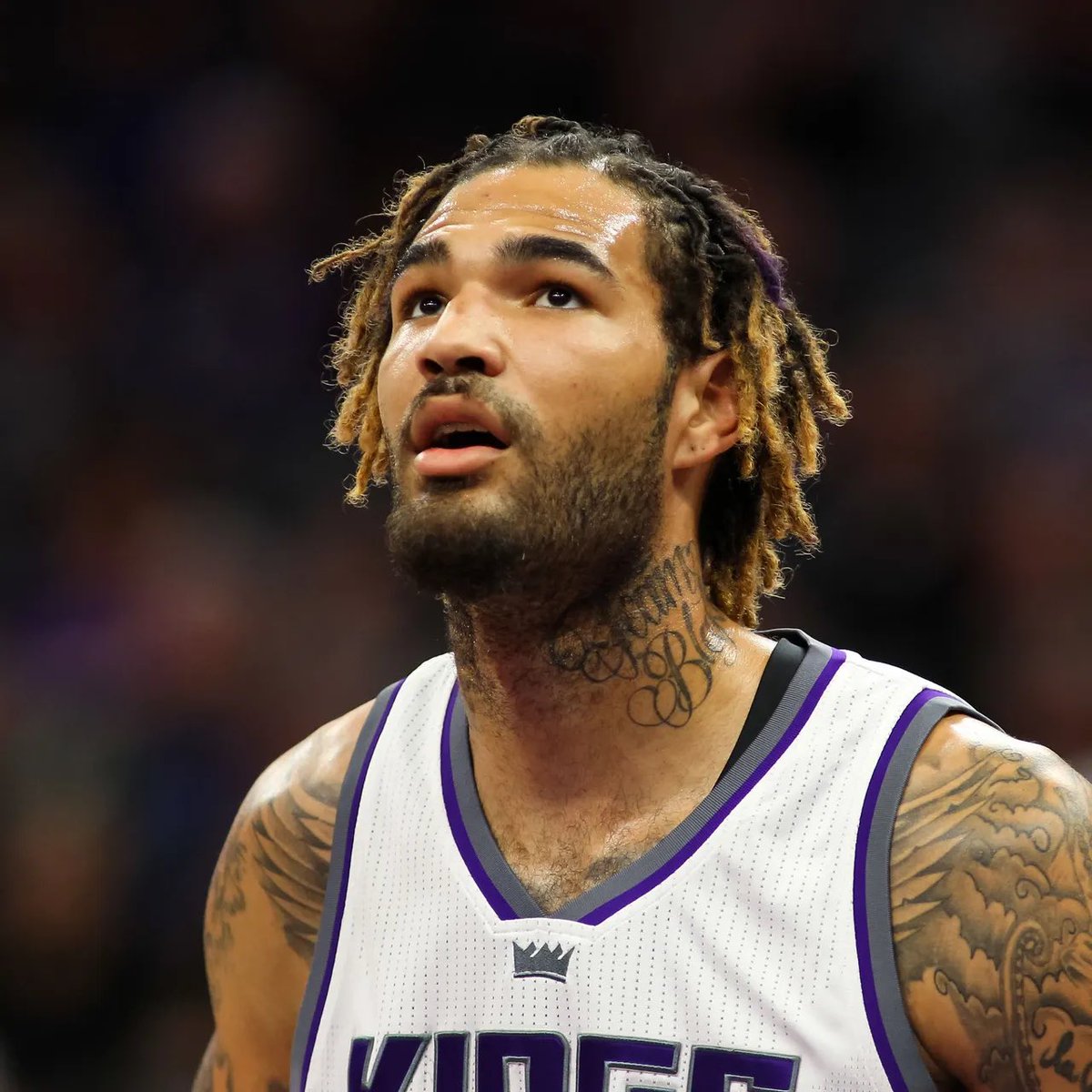 TheDunkCentral's tweet photo. Willie Cauley-Stein left the NBA for Europe due to his dislike for the NBA's 1v1 basketball style

“I chose to come to Europe because of the more ‘tactical’ way of playing compared to the 1vs1 basketball that is played today in the NBA, which is conditioned by the players’ desire to produce personal statistics. Here in Europe every game and every ball is important, not like in the NBA where all 82 games are equal.”

(Via @Sportando )