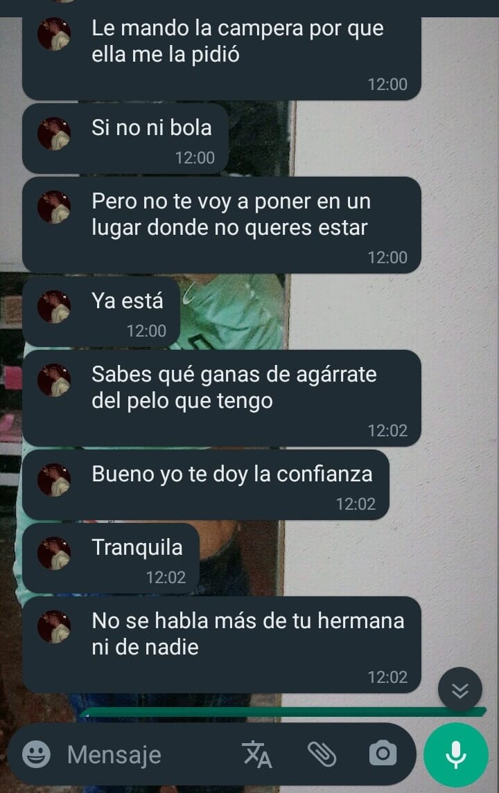 FlorrDearmas's tweet photo. PAJERO HDRMP, MERECES QUE TE ESCRACHE POR TODOS LADOS! METERTE CON MI HERMANA MENOR, Y ENCIMA SIENDO MI EX! NO TENES CARA!!! ENFERMO PSICOPATA DE MIERDA! QUE LA GENTE CONOZCA LO MIERDA DE PERSONA QUE SOS! ELIAS ROJAS!!!!! https://t.co/Zc7Xbn5Sib