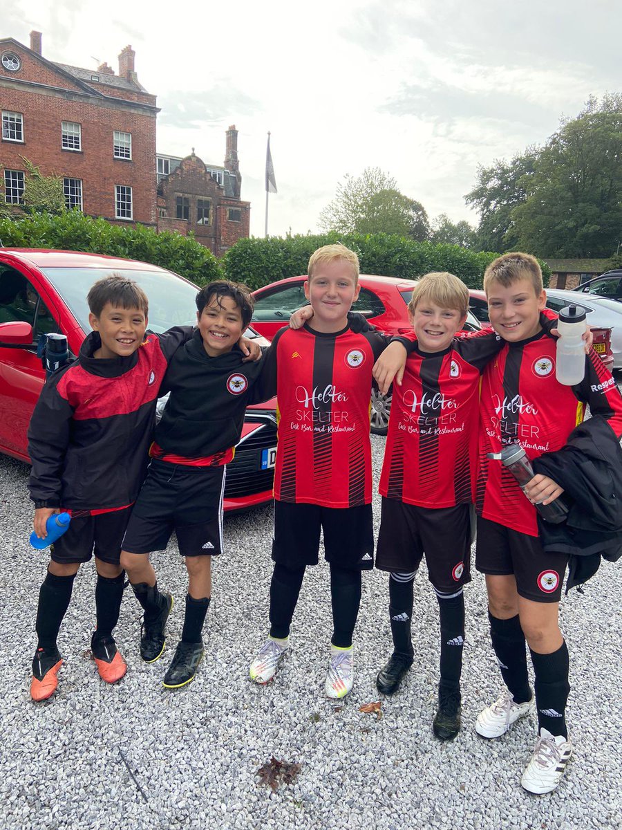 Xannyod's tweet photo. @FrodManor First match of the season 5-2 win away against Holmes Chapel. Great team work boys. 👍💪 @FrodshamJFC https://t.co/4zZegkEDR4