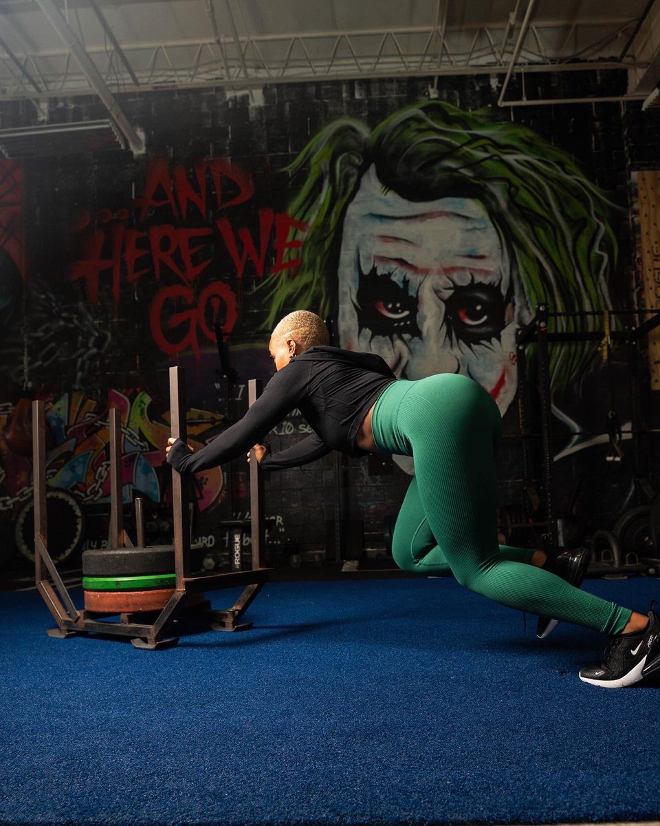 KayyKaash's tweet photo. Hey Baltimore! 🔥
My name is Kayla Saunders and I am a Certified Personal Trainer/Online Coach here in our city. I’m reasonable in pricing, versatile, and love what I do!💗

Let’s chat! 
Book a FREE consultation wit me (link in bio) or a simple RT would help out me and others. https://t.co/AviMVIkQTK