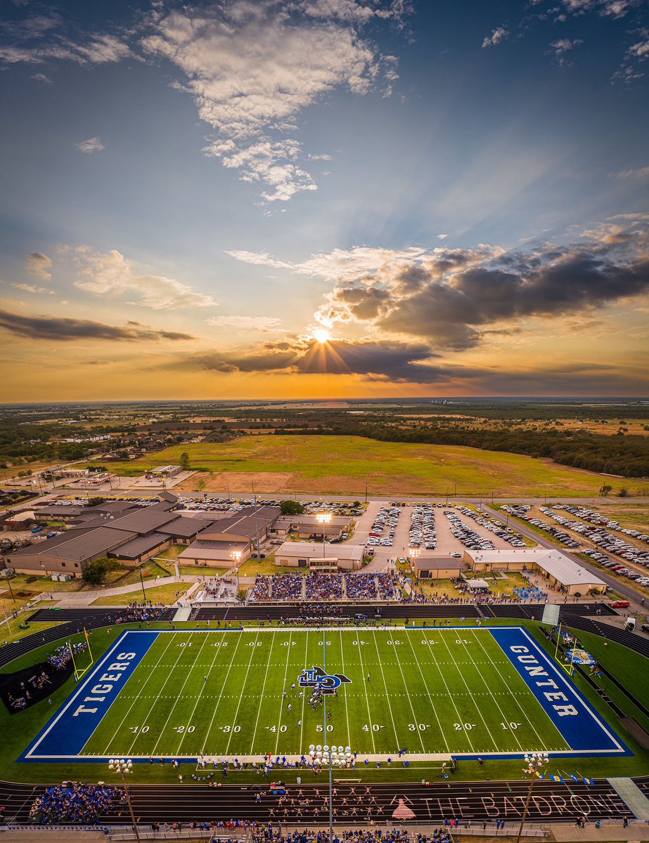 ourgunter's tweet photo. Great crown and weather for our BIG win against Brock last night.  I called up our friend Brian at @TheBATDRONE to get a couple of aerials.  His work is incredible.   @gunter_football  @GunterHSTigers @ourgunter @BrandidSports @FridayNghtGlory @dctf @CoachFieszel @Frosty5499 https://t.co/TGDXPrVI65