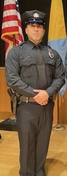 officialTUPA's tweet photo. Thank you Ofc Emmanuel Caplan for your 1 year of service to the TU Community!

Ofc Caplan has 16 years of military service, served as a paratrooper in the 82nd ABN DIV and currently holding the rank of Sergeant First Class

He will be continuing his LE career w/ @PhillyPolice https://t.co/iieH2SIp30