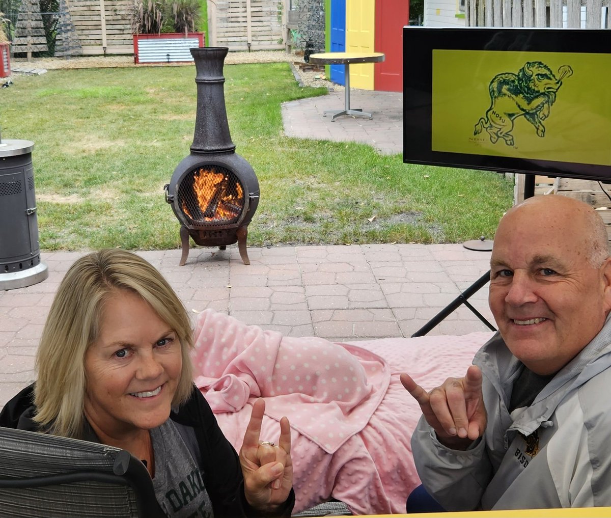 LSperal's tweet image. Go Bison! #scheelsgameday