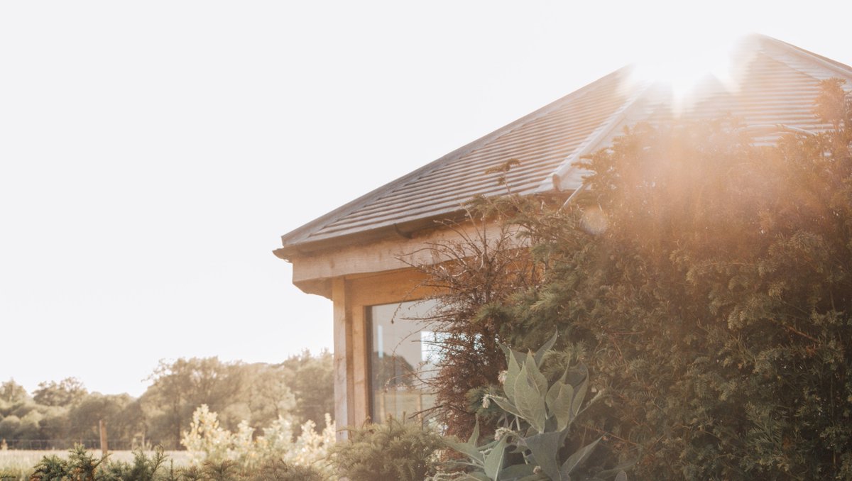 🍂✨ Embrace the magic of autumn with our BRAND NEW Autumnal Glow Package 🍁🍂

Starting from just £175.00 per person 🌟✨

Book your Autumnal Glow Spa Day now 🍁🍂