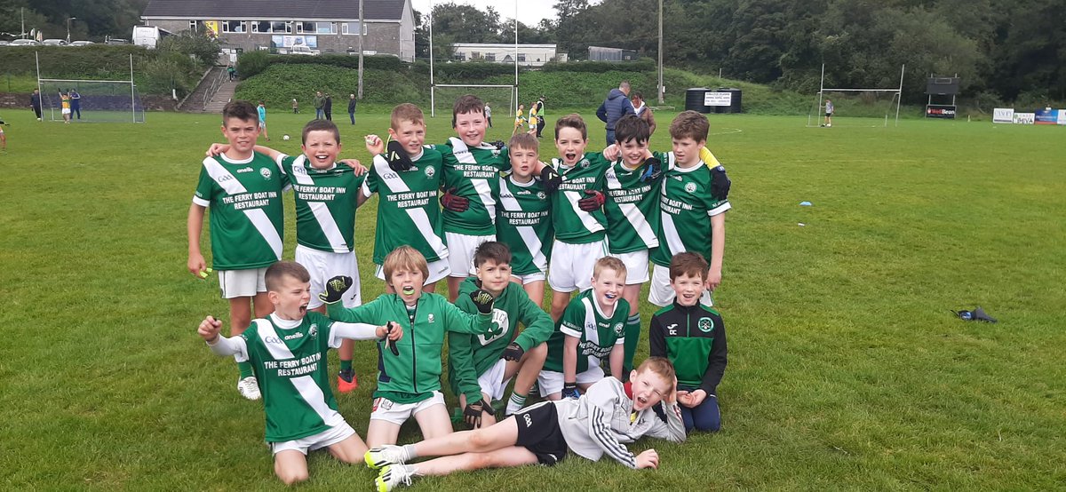 GAAShamrocks's tweet photo. Gr9 afternoon football from our U11s #FUN at The Michael O'Leary Football Blitz held in @GlanmireGAA, d lads played the hosts, @DouglasGAAClub &amp; @AghadaJuvGAA, some gr8 perfornmances from all 
@ScoilBarraNaofa @ShanballyNS @HarbourLower @cork_gda @CorkGAACoaching https://t.co/SepPZSHjA7