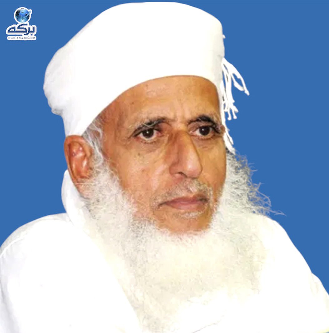 مفتي سلطنة عمان:

نحيي تحية إكبار و إجلال جامعة الكويت لخطوتها المباركة في الفصل بين الجنسين في الدراسة، مراعاة للفطرة و تربيةً لهما على الحياء و العفة و الطهارة ..
ونرجو أن تحذو حذوها جميع الجامعات في البلاد الإسلامية.