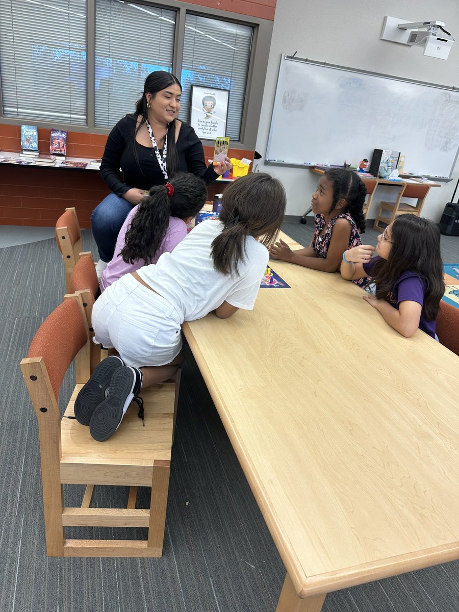 Today’s Saturday Camp with <a href="/AVillanueva_PHE/">Alyssa Villanueva</a> ended with STEM  activities sponsored by <a href="/LFeldman_PHES/">Laura Feldman</a> 📚 🥼✖️➗➕➖ #MissionISPossible #WhateverItTakes <a href="/PurpleHeart_ES/">Gloria Aguirre</a>