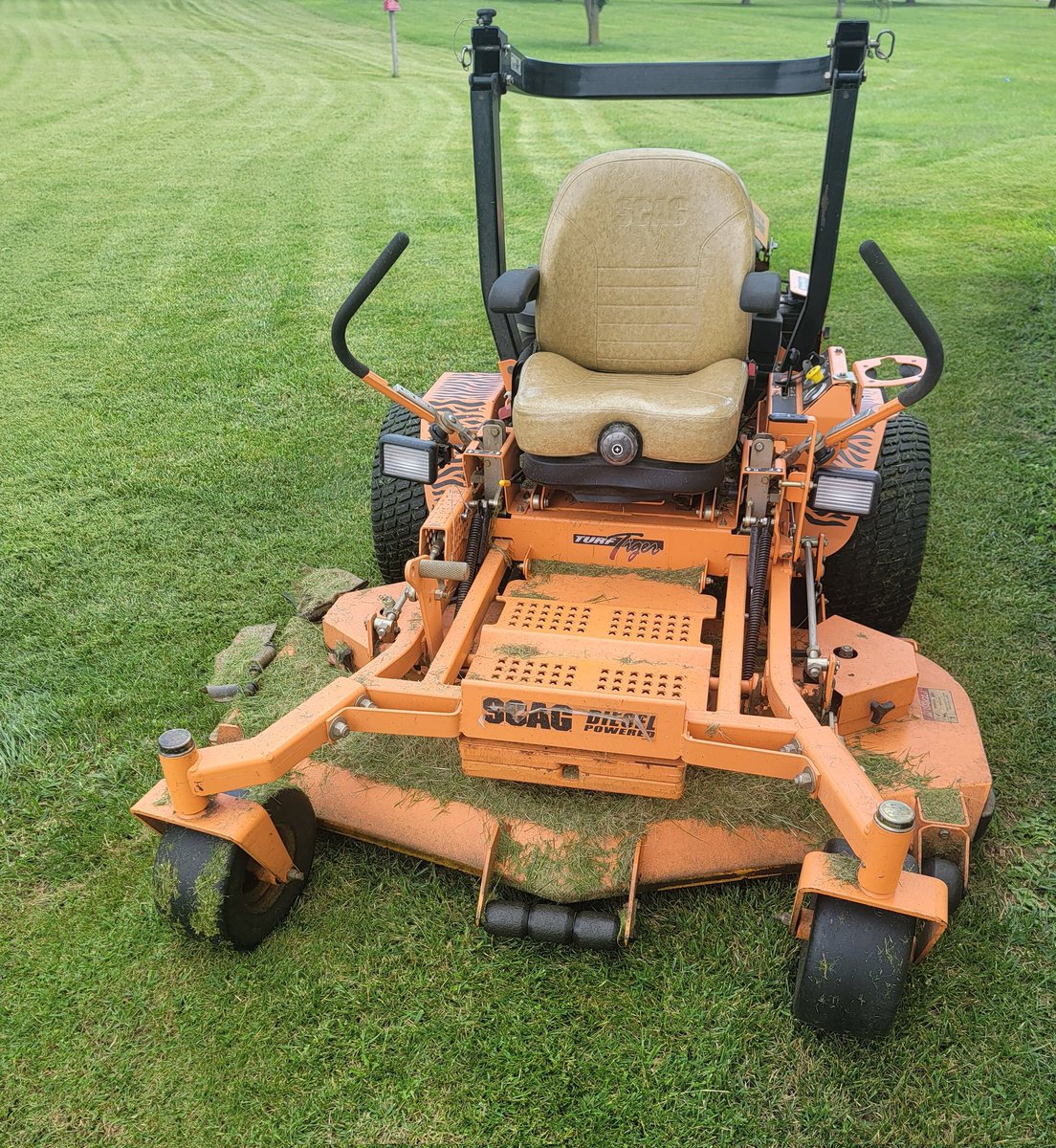 Great day to cut grass!  Productive Saturday.  #scag #cuttinggrass #SaturdayMotivation #chores #beingproductive