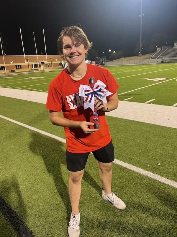 NHS_Stampede's tweet photo. Stampede member of the week goes to Brayden! #FNL #Flagship #TexansAtWork https://t.co/5MYXexdAjH