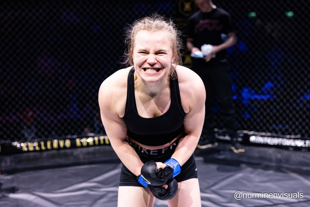IkuinenPK's tweet image. KAHAVIT TULILLE OULUSA! 

Sani Brännfors ADCC European Trials KULTAA!!! 

#ADCC #adcceuropeantrials #submissiongrappling #bjjfi  #lukkopaini #bjjgirls 

📸: @nurminenvisuals